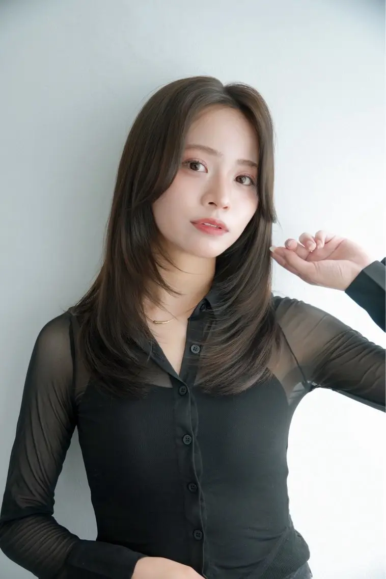 ミディアム 【Velle】 SHUHEIのヘアスタイル