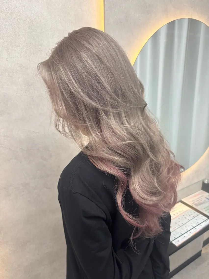 セミロング 垢抜け🪄透明感✨ ブリーチ特化のヘアスタイル