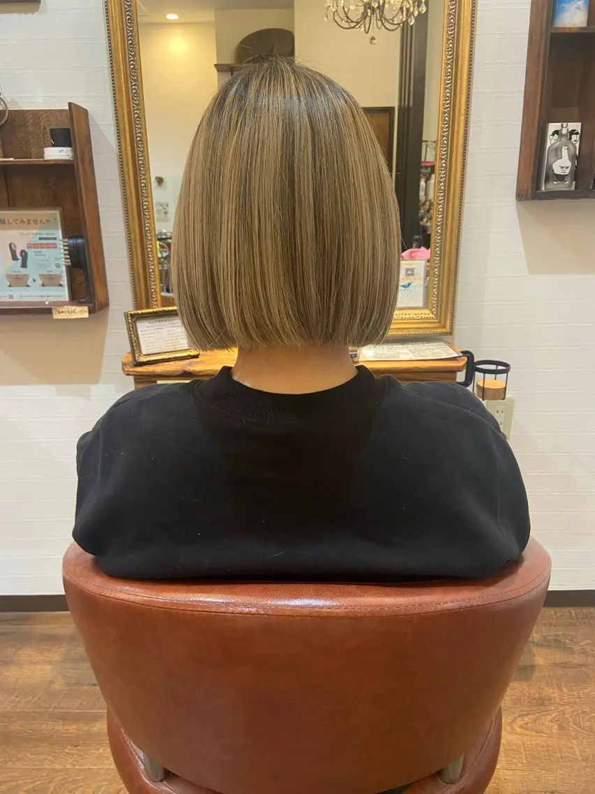 ショート ボブ 関口 真琴のヘアスタイル