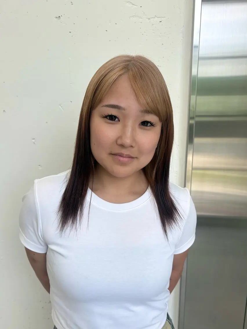 セミロング カラー ブリーチ 矢場町/8時-22時 JILLSTUDIOのヘアスタイル