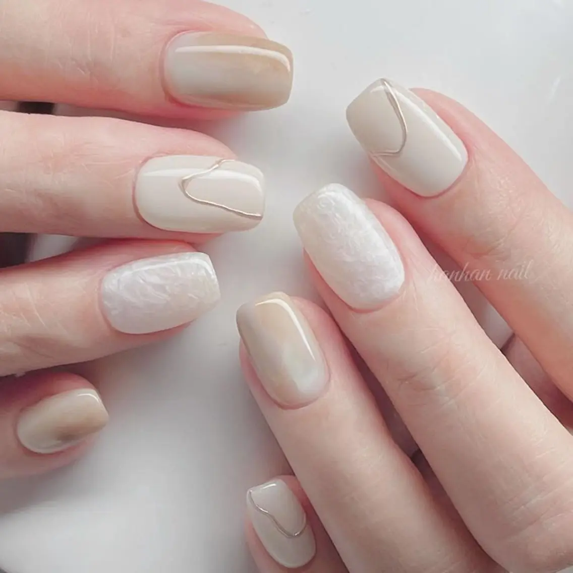シンプル 🎀 持ち込みデザインネイル💅(デザイン2本)💋の写真