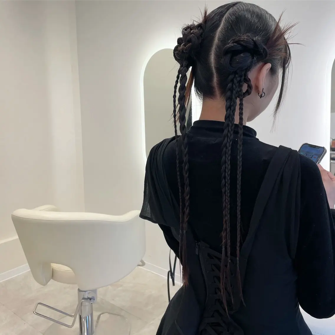 ロング ヘアアレンジ ヘアメイク new meのヘアスタイル