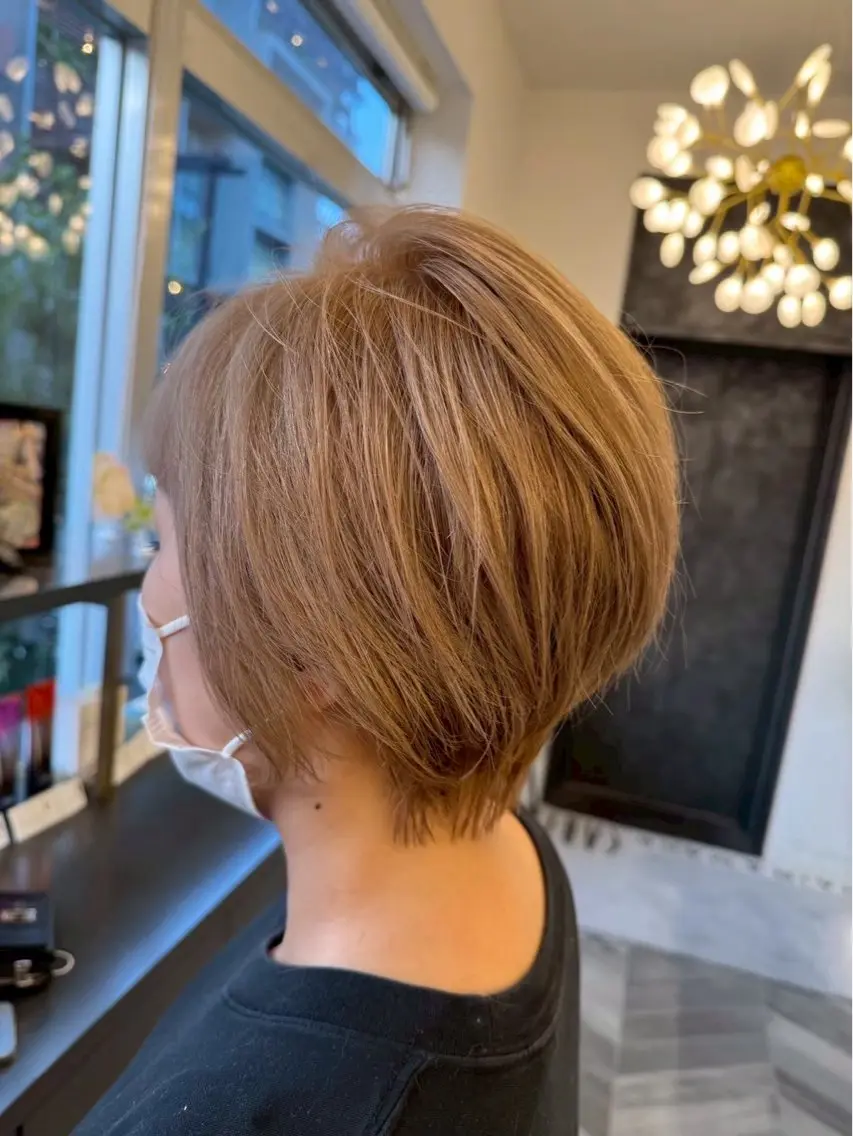 似合わせカット+白髪手術ブリーチカラー✨の写真