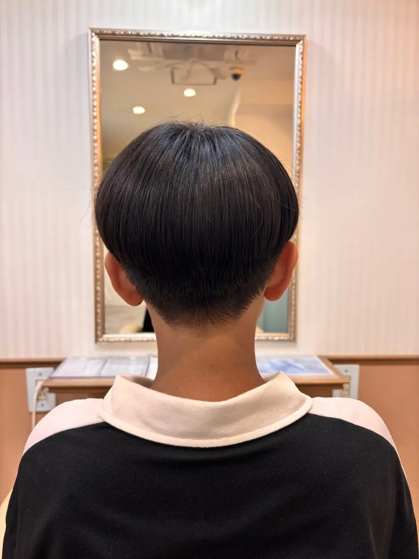ショート 吉井 愛のヘアスタイル
