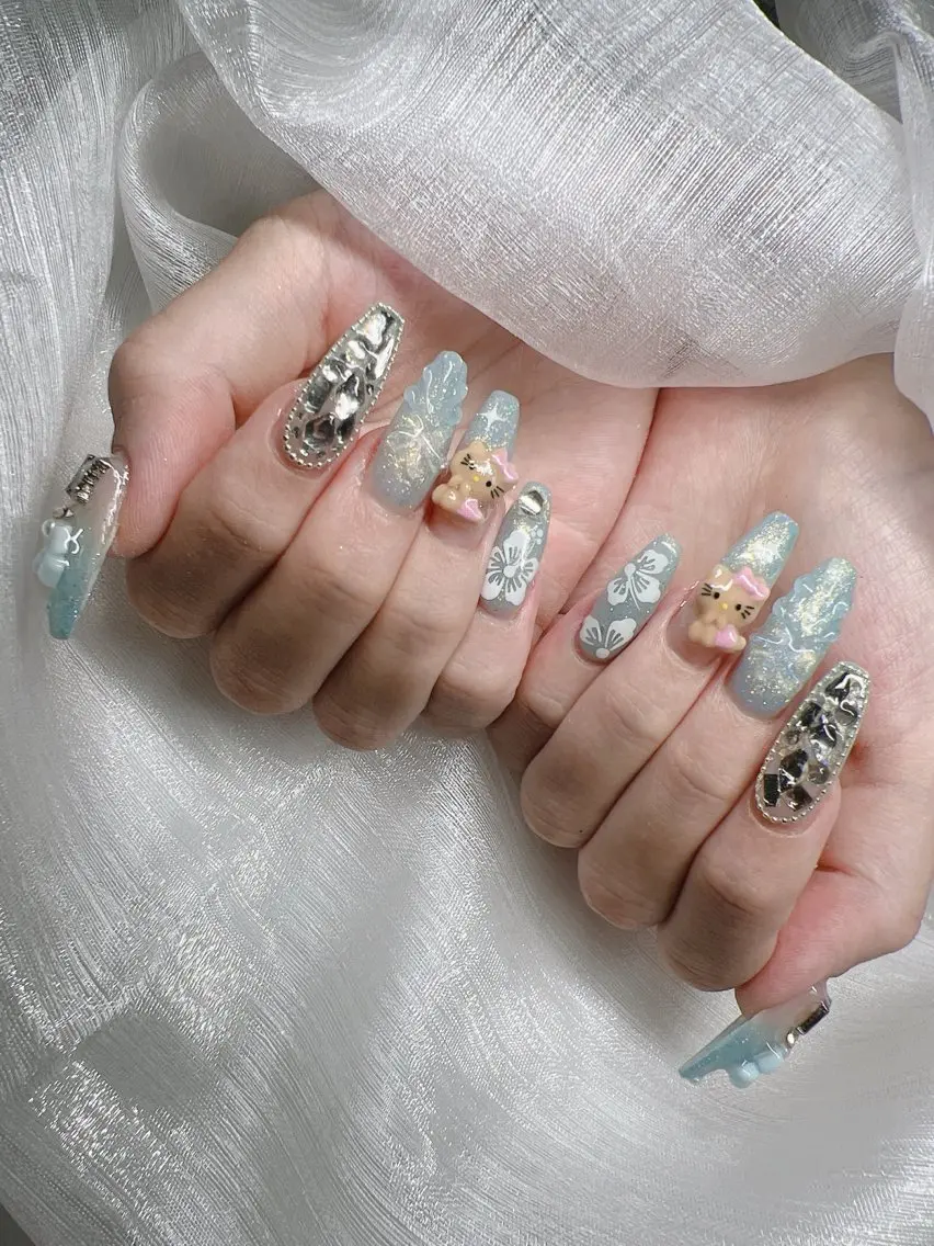 ネイル 長さ出し グラデーション キラキラネイル マグネットネイル ニュアンスネイル Lee Nails チップ長さだし専門店のネイルデザイン
