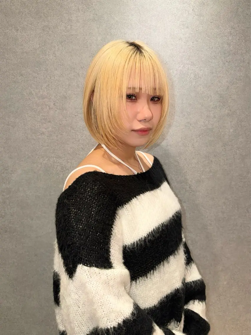 ショート カラー カット ヘアカラー トリートメント ハイトーン/ウルフ/ レイヤー/Asukaのヘアスタイル