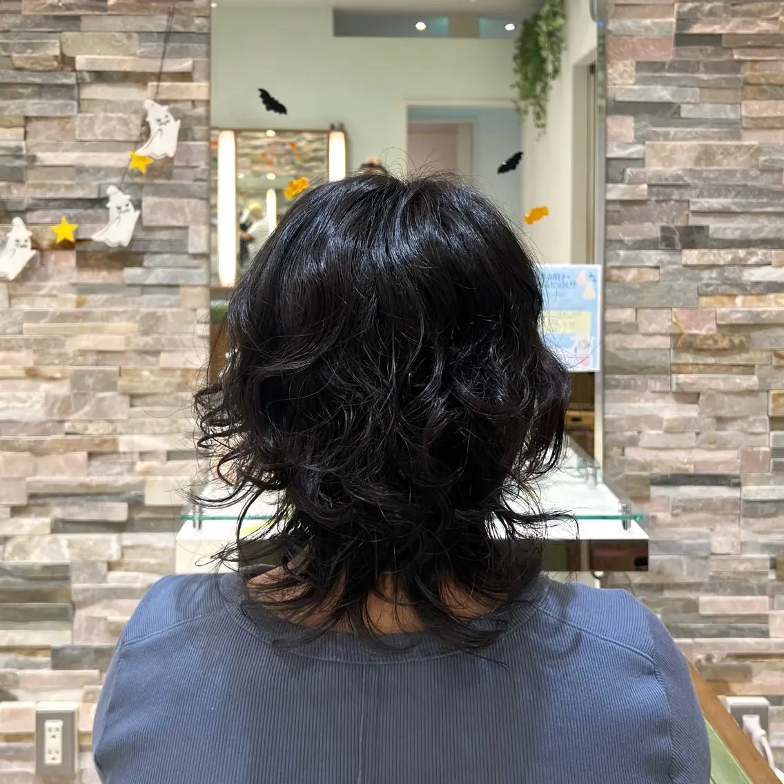 ミディアム ミディアムパーマ 黒須 美海のヘアスタイル