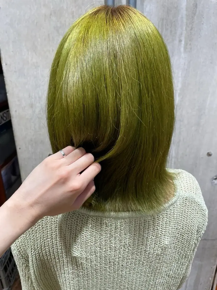 ミディアム カラー ヘアカラー トリートメント 🪿透明感/艶カラー ﾜﾀﾅﾍﾞｱｵｲのヘアスタイル