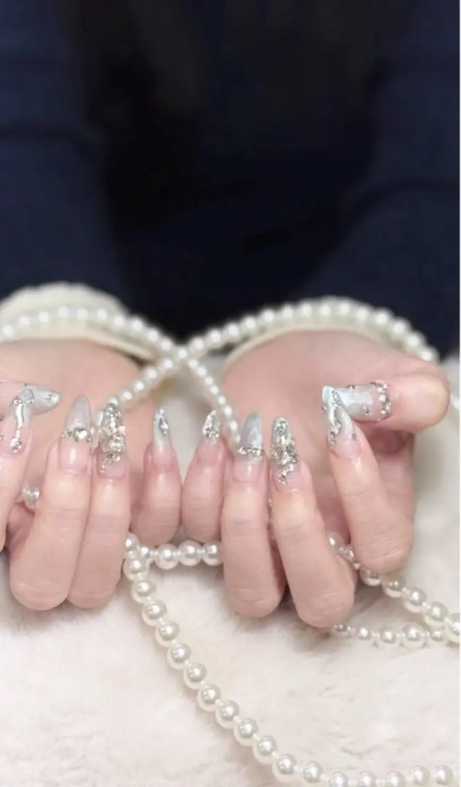 ネイル AURA NAIL 上前津のネイルデザイン