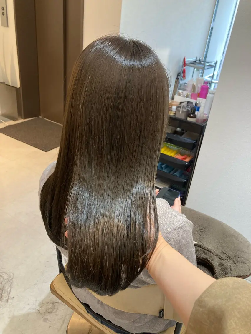 ロング カット ヘアカラー トリートメント ✨色持ちの良い艶 カラー✨蟹江真世のヘアスタイル