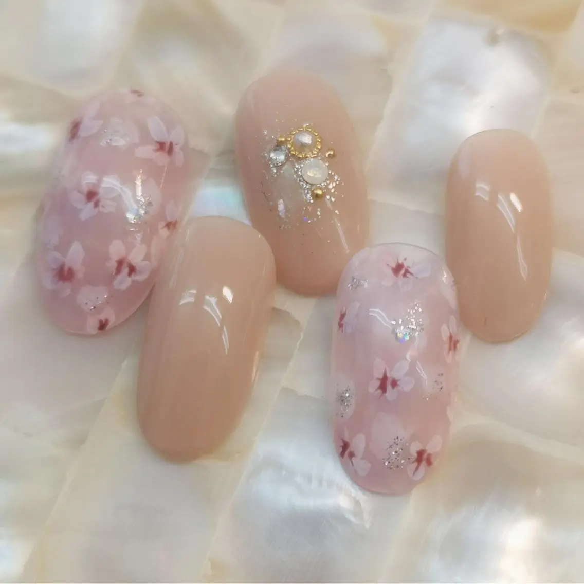 ネイル オフィスネイル 春ネイル nailart ecritのネイルデザイン