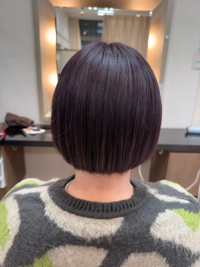ショート カラー 吉田 愛子のヘアスタイル