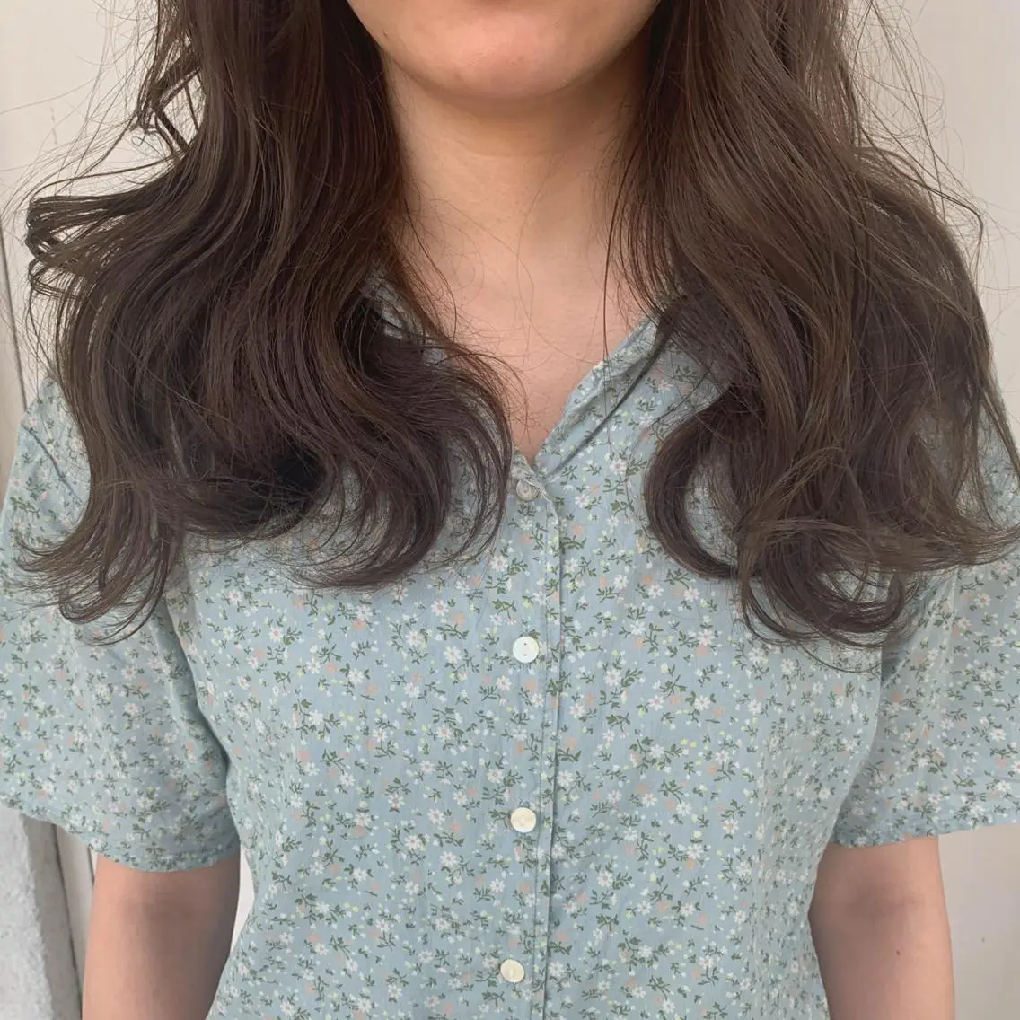 ロング カラー ベージュカラー ブリーチ ブリーチなしカラー オリーブベージュ ヘアカラー トリートメント m ā l o.🌷 サカモトマイコのヘアスタイル