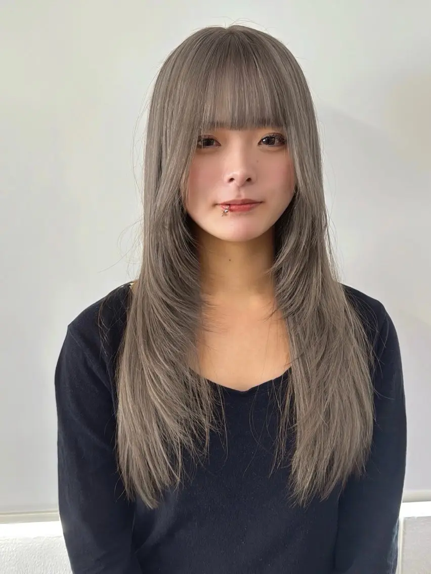 （人気no.3）ブリーチ＋カラー＋トリートメント ハイトーン 暖色 レイヤー ミルクティー ペールカラーホワイトベージュの写真