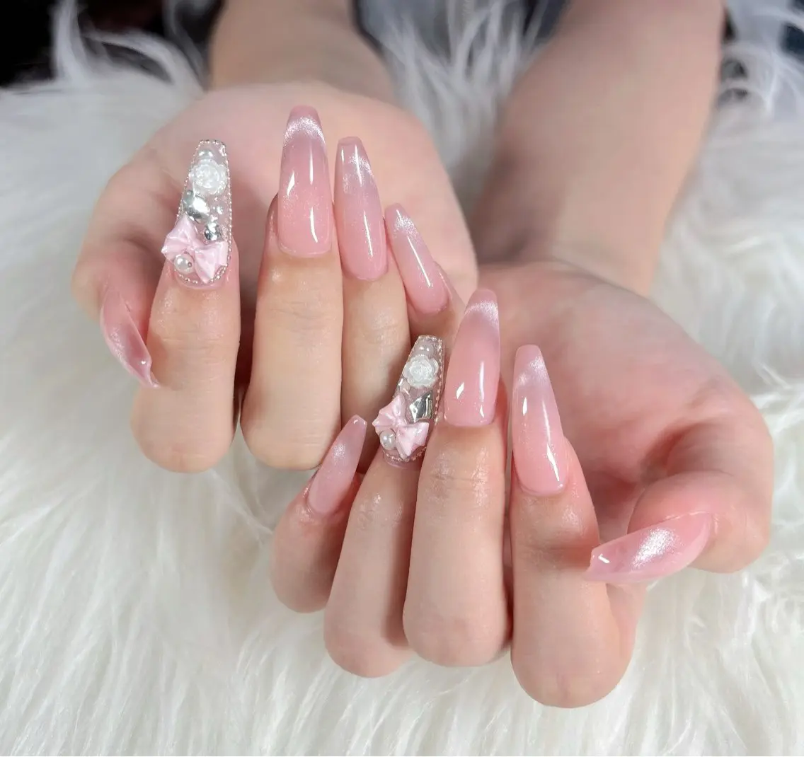 ネイル Elegance Nail本厚木店舗のネイルデザイン