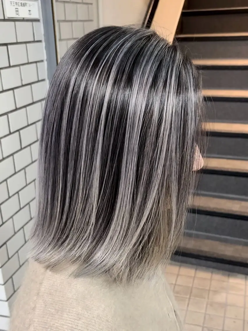 ミディアム カラー バレイヤージュ レイヤーカット カット ヘアカラー トリートメント ブリーチ特化 / share 元太のヘアスタイル