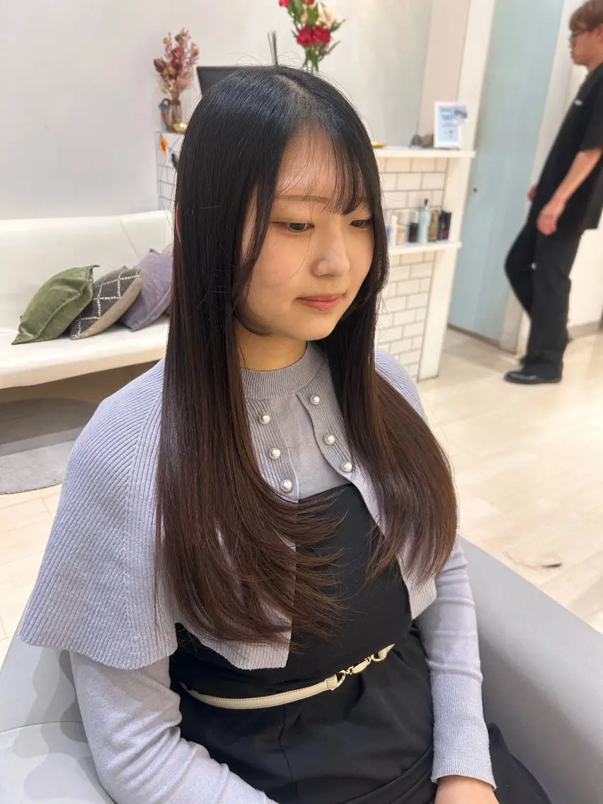 ロング カット 堀 日次のヘアスタイル
