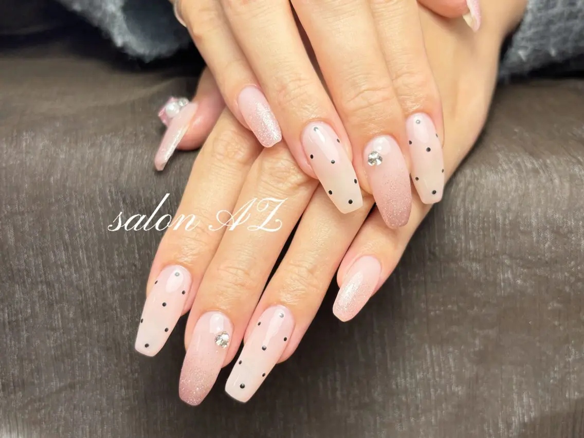 ネイル 桜ネイル 長さ出し フットネイル フレンチネイル ジェルネイル salon AZのネイルデザイン