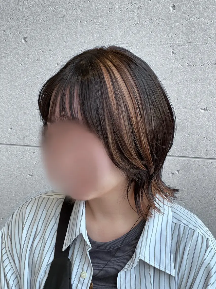 カラー ブリーチ デザインカラー カット ヘアカラー トリートメント 山口 玖瑠美のヘアスタイル