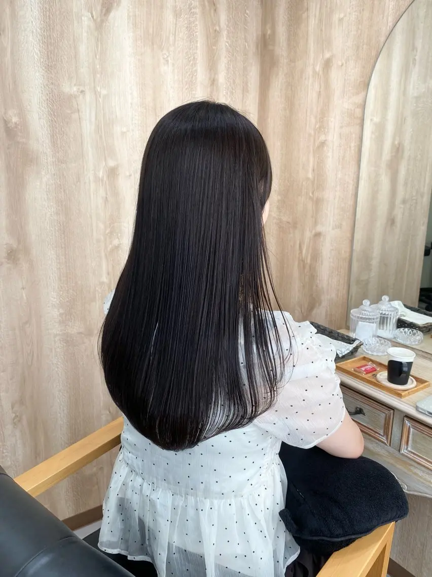 ロング カット ヘアカラー トリートメント 王道かわいい🤍ベー ジュカラー*里々花*のヘアスタイル