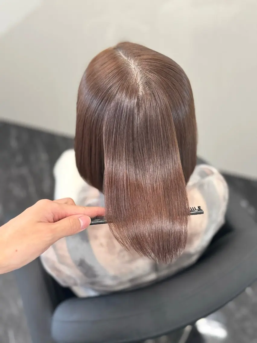 ロング カラー パーマ ヘアアレンジ メンズ キッズ メンズ韓国風 黒髪 ブルーカラー ブルーブラック ブラウンカラー カット ヘアセット 髪質改善Ⅰ透明感 艶カラーⅠたつやのヘアスタイル