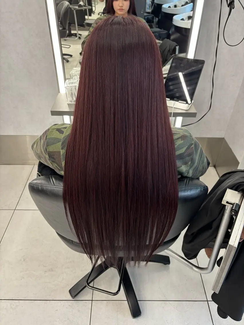 ロング カラー レッドカラー ヘアカラー トリートメント oto／透明感カラー /うる艶カラーのヘアスタイル