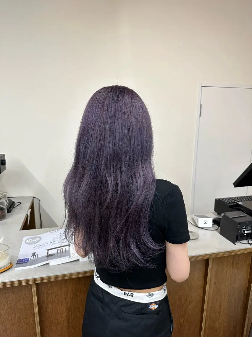ロング カラー パープルカラー Shiro RENのヘアスタイル