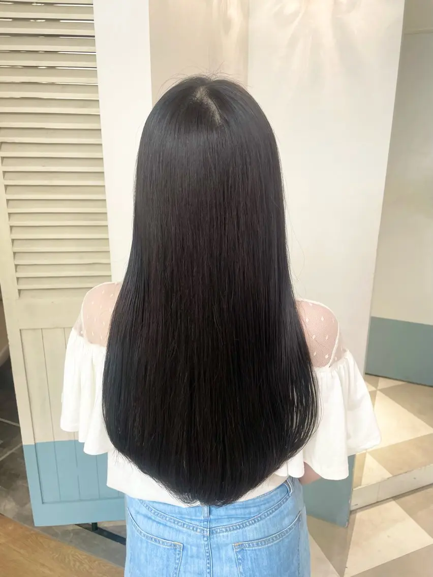 ミディアム ヒナ/酸性ストレート ・艶カラー🌿のヘアスタイル