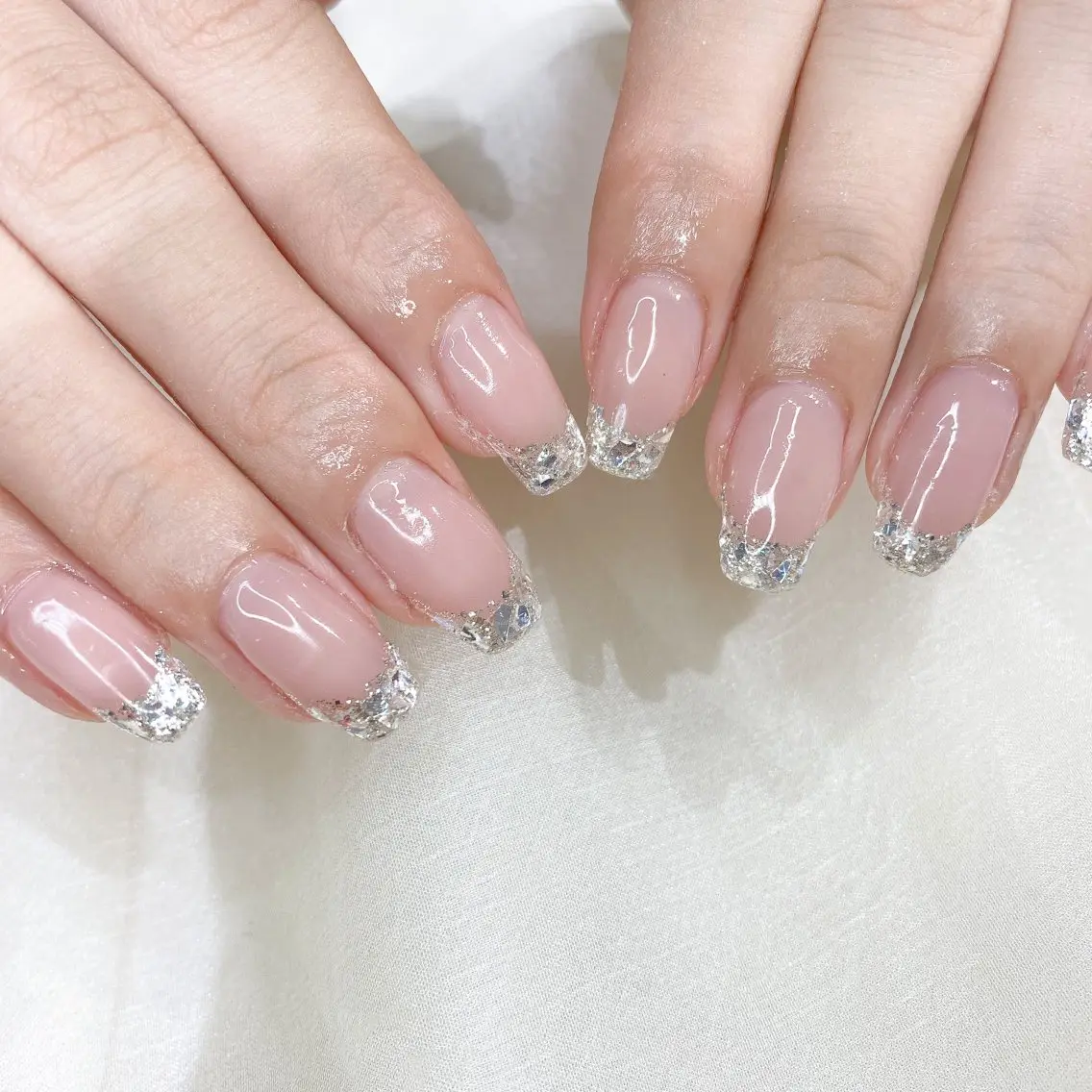 ネイル フレンチネイル ガラスフレンチ オフィスネイル muguet🎀 chikaのネイルデザイン
