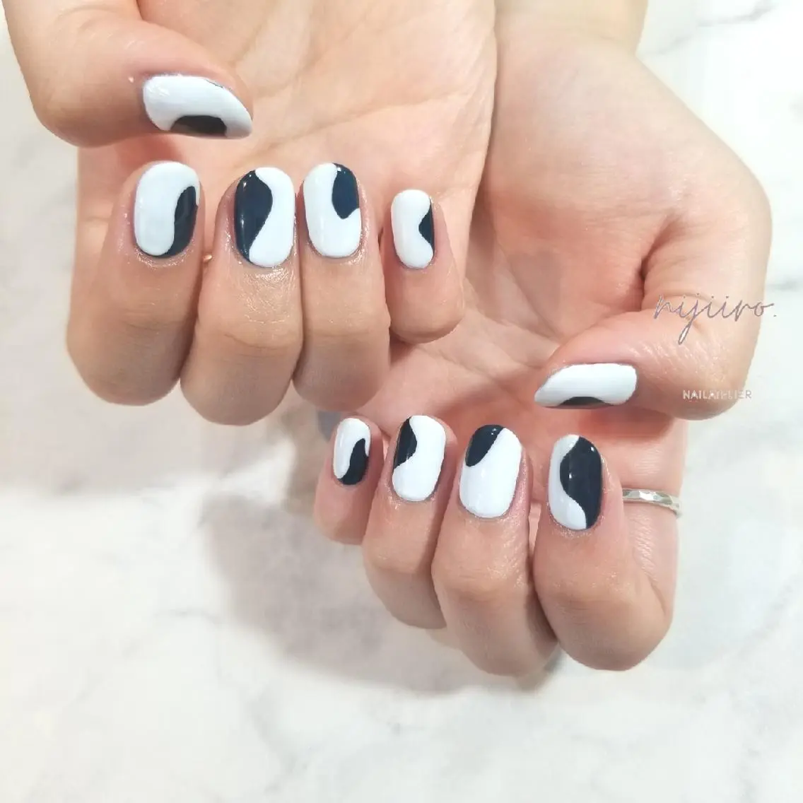 ネイル ハンドネイル nijiiro🌈 サトウのネイルデザイン