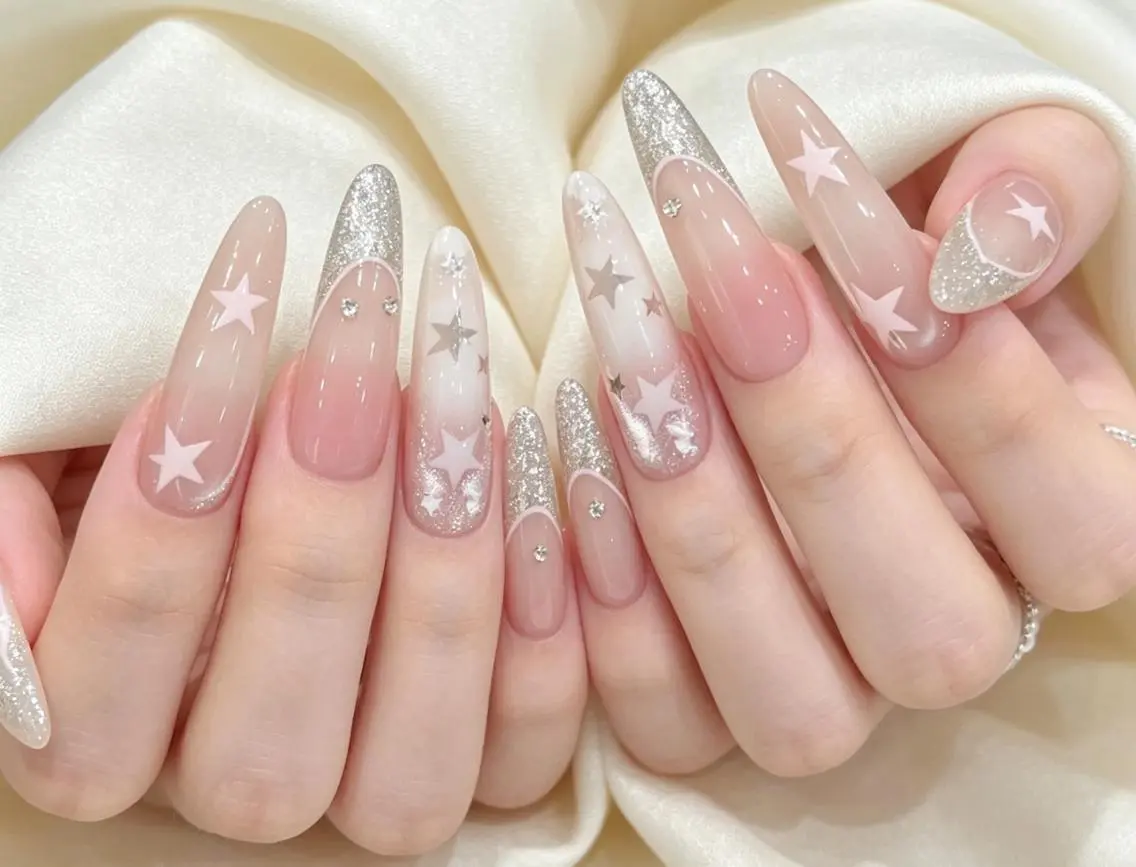 ネイル ハンドネイル ユナ ネイル💅のネイルデザイン