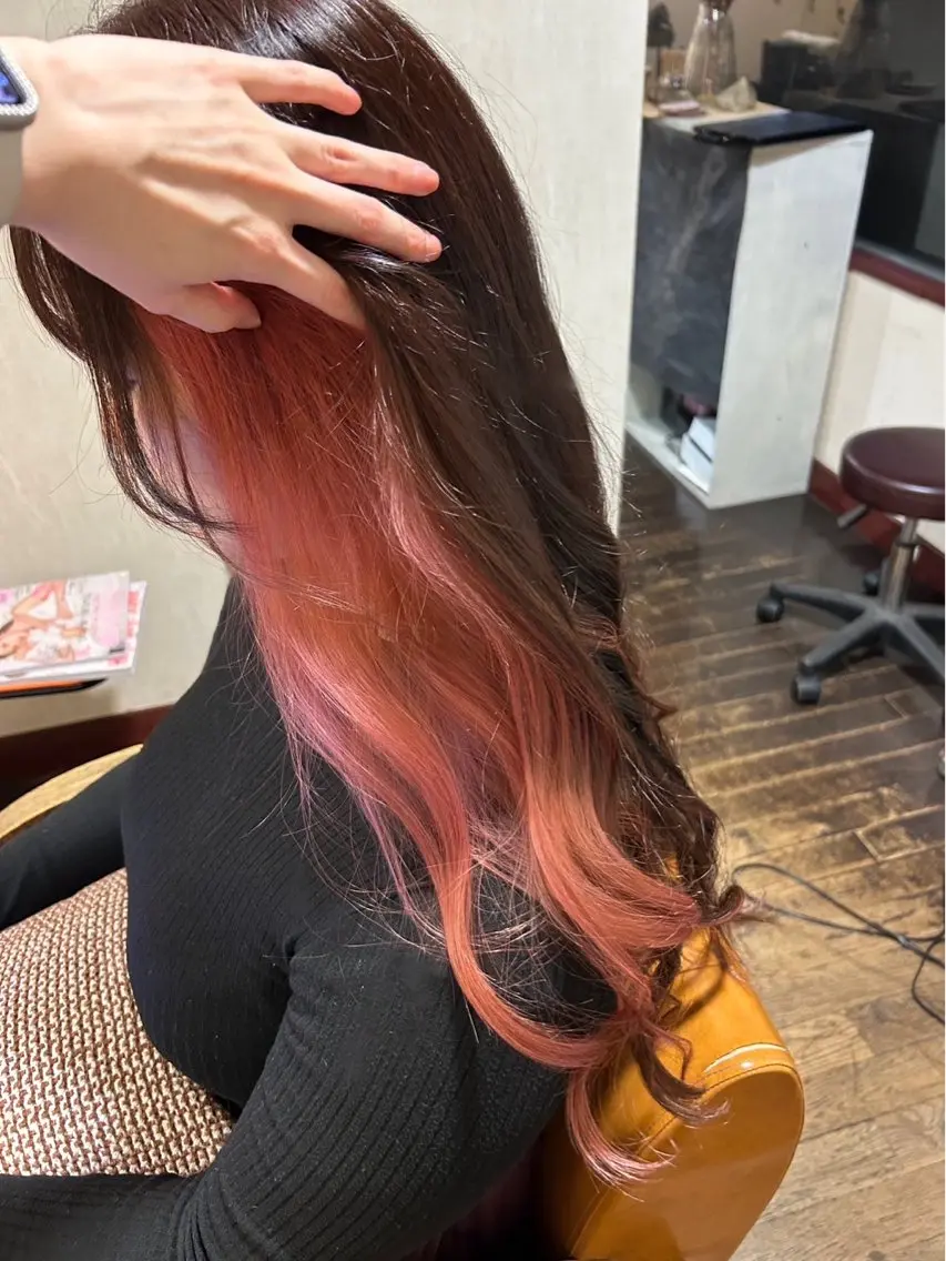 〖新規限定✨〗ブリーチあり❕イヤリングカラー+全体カラー+髪質改善cureトリートメント✨️の写真