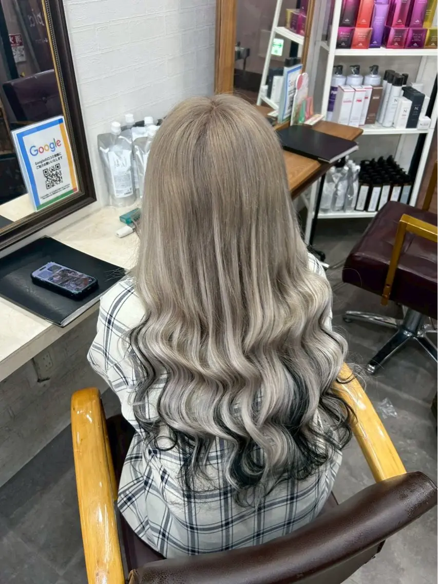 ミディアム ヘアカラー エクステ ⭐️U-topia ⭐️和泉田　りさ⭐️のヘアスタイル