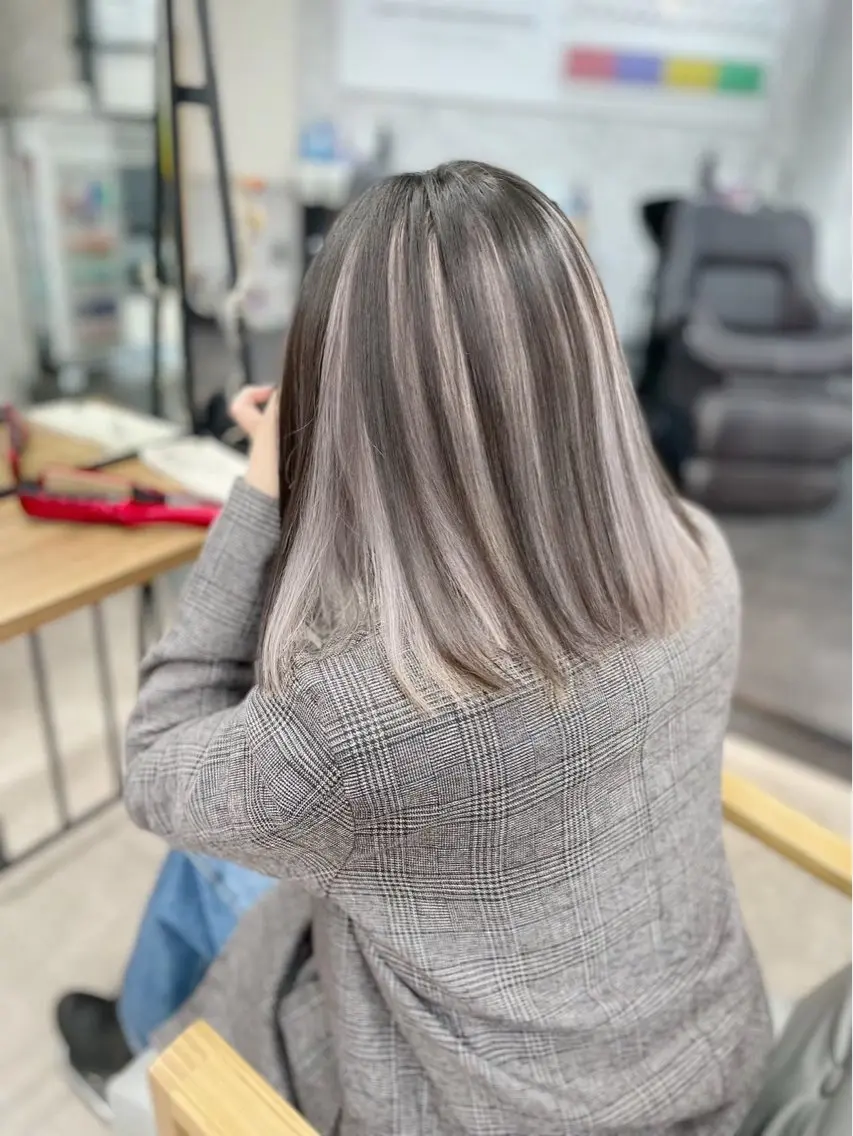 カラー 🩷アニメカラー🩵 mihoのヘアスタイル