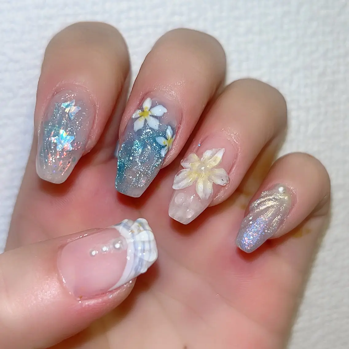 ネイル ジェルネイル グリーン 氷ネイル・うるうるネイル マグネットネイル シンプルネイル Cute Tips nailのネイルデザイン