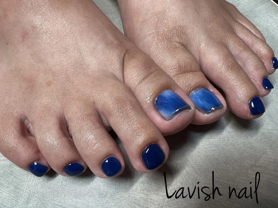 ネイル フットネイル Lavish nailのネイルデザイン