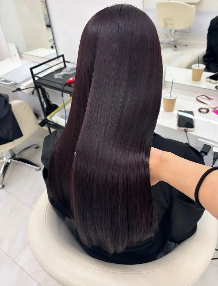ロング カラー ブリーチ ブリーチなしカラー レッドカラー レイヤーカット momo /レイヤー/暖色のヘアスタイル