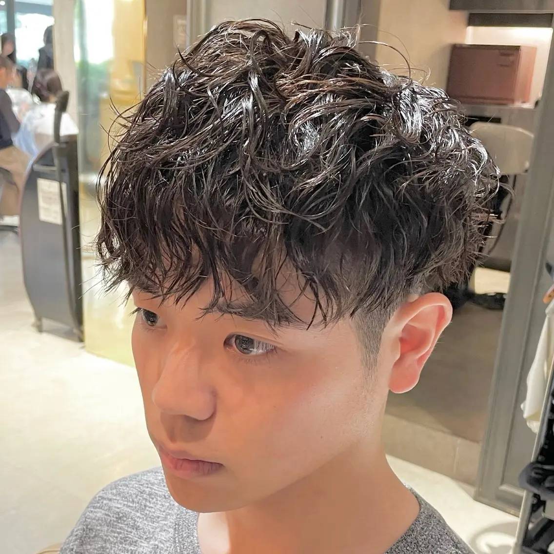 ショート パーマ メンズ メンズパーマ ツイストスパイラルパーマ スパイラルパーマ メンズ専門美容師✂︎ 大庭勝己のヘアスタイル