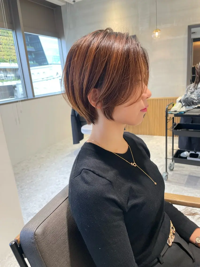 ショート カット ヘアカラー トリートメント Aster 店長 れおんのヘアスタイル