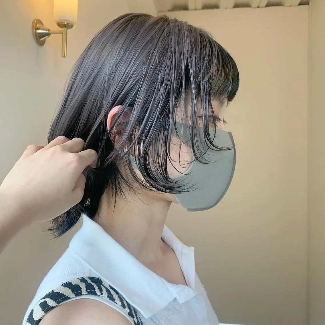 ミディアム カラー ツートーンカラー 本間 結衣のヘアスタイル