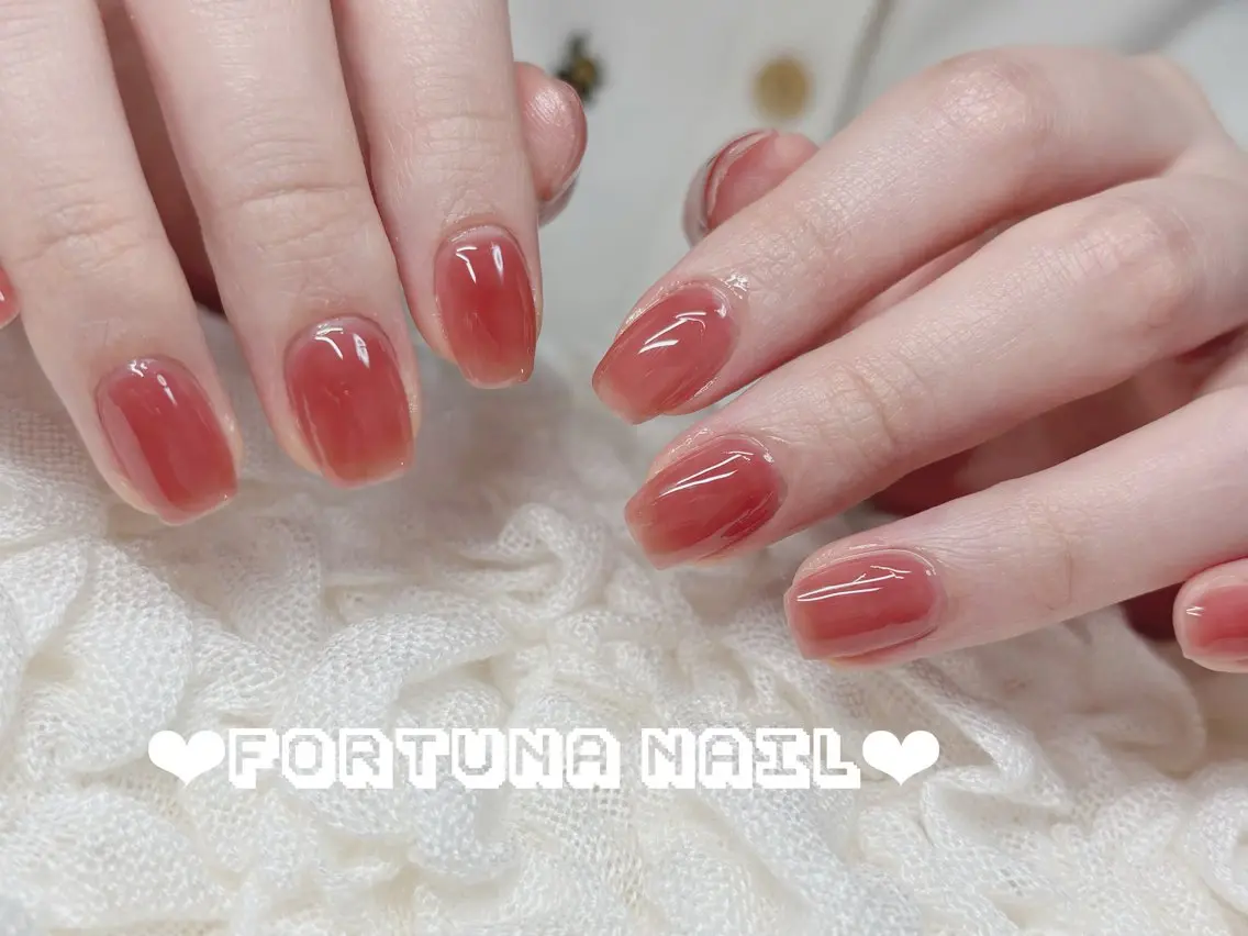 ネイル Nail •Head スパFortunaのネイルデザイン