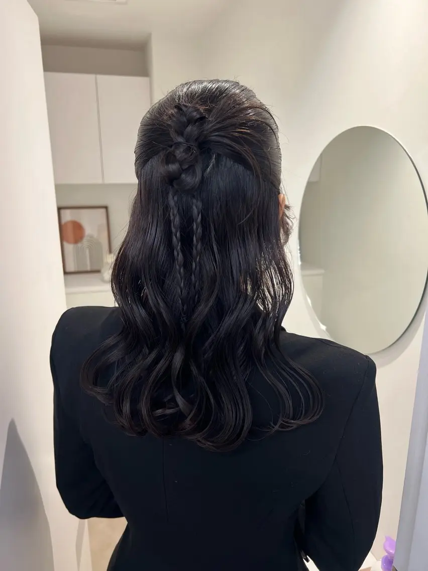 ヘアアレンジ ヘアセット アレンジ/ブラウン カラー HARU🕯のヘアスタイル