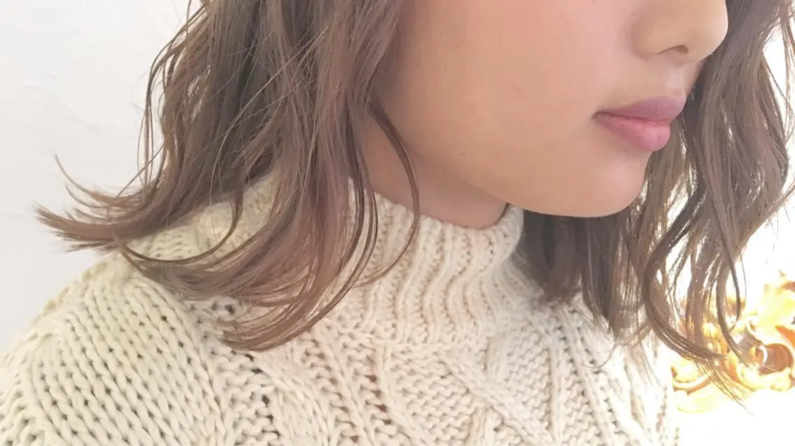 ミディアム カラー パーマ ヘアアレンジ ベージュカラー エグチ アキラのヘアスタイル