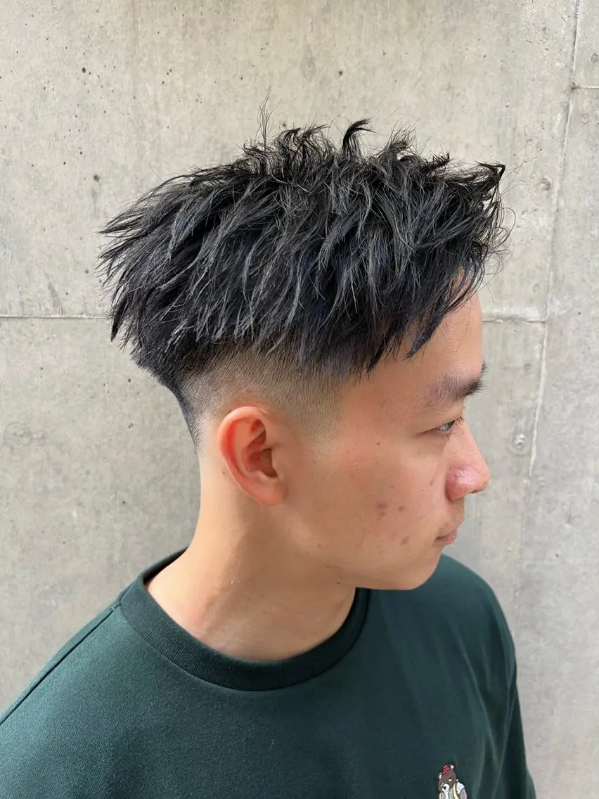 ショート パーマ 豊崎 佑輔のヘアスタイル