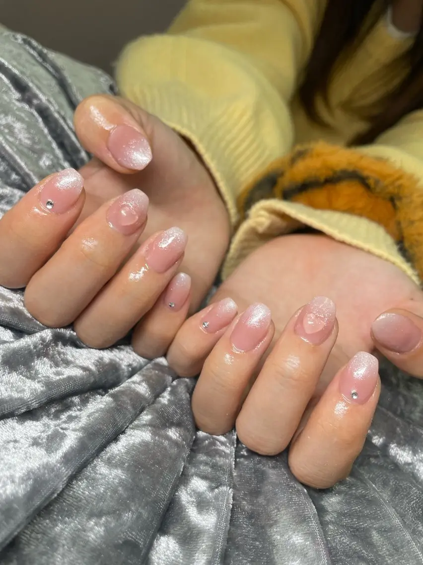 ネイル ハンドネイル Mumu眉毛,ネイル モデル募集中🪄のネイルデザイン