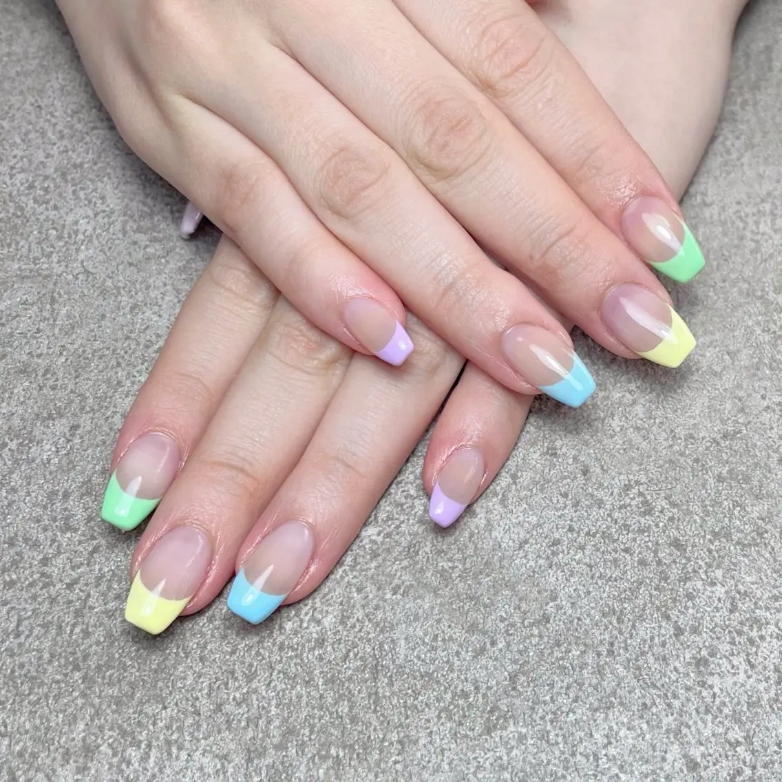 ネイル ハンドネイル nailroom DIASOMNIAのネイルデザイン
