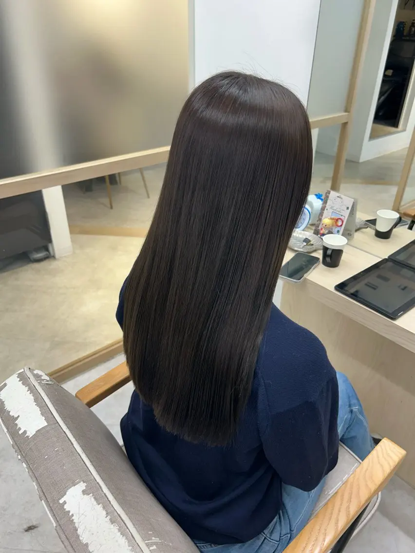 ロング カラー グレージュ オリーブグレージュ オリーブグレー カット ヘアカラー 縮毛矯正 トリートメント 🍀秋山 桃子🍀のヘアスタイル