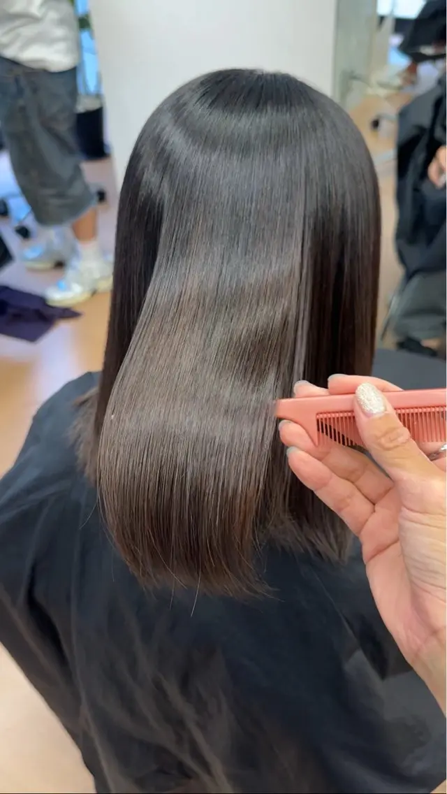ミディアム トリートメント カット 縮毛矯正 森本 笑のヘアスタイル