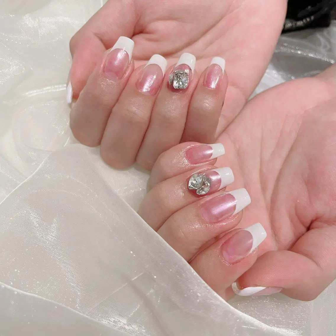 ネイル ストーンネイル ハンドネイル Lune nailのネイルデザイン