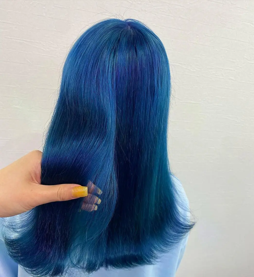 ロング カラー ブルーカラー UNDER vr 【アンダーバー】のヘアスタイル